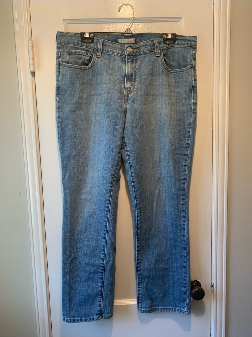 Vintage 2008 Levi’s 505 Straight Leg Denim Jeans Classic Fit y2k Size 14 Short